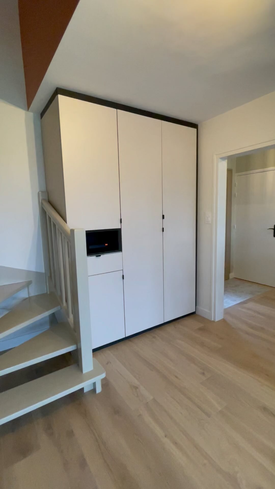 #renovation #renovationmaison #decoration #relooking #salledebains #salledebain #verriereatelier #parquetcarrelage #carrelageimitationparquet #dressing #architectureinterieure