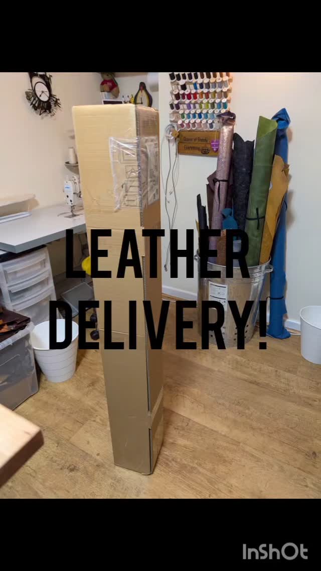 Exciting day!! I got my hands on some heavily discounted Pittards leather (superb quality leather) from one of my favourite suppliers @leather4craft. Their email popped up while I was getting ready for work a few days ago and I jumped straight in and snagged these BEAUTIES! Watch me unpack it in this wonderfully cheesy video.... And watch UNTIL THE END!
#iykyk #leather #LeatherLovers #pittards #luxury #handcrafted #etsy #ditsybags #MakersMovement #shopsmall #leatherbag #folksy #style