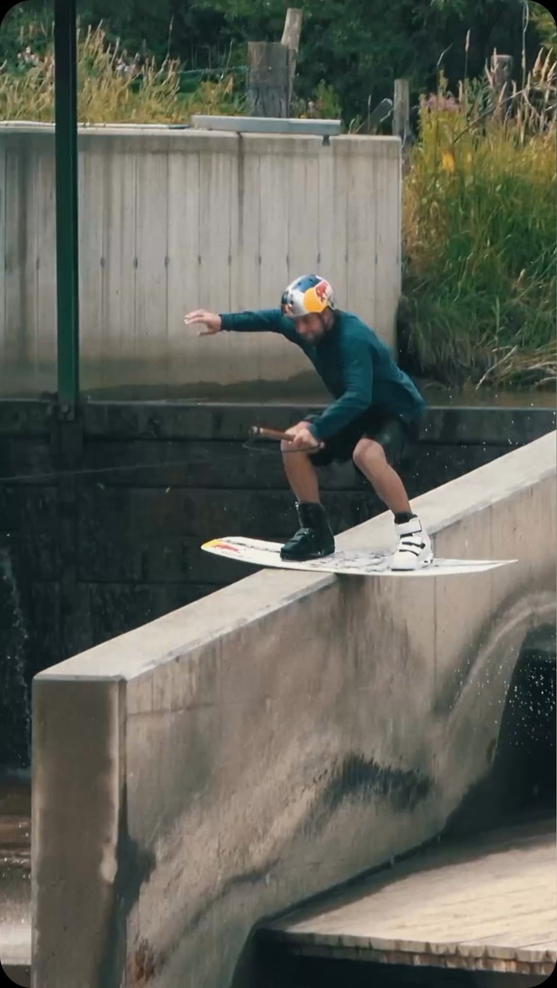 👑 @felixgeorgii
FOAMA is live! Better don‘t miss this clip, link in bio.
#pulledbysculpture