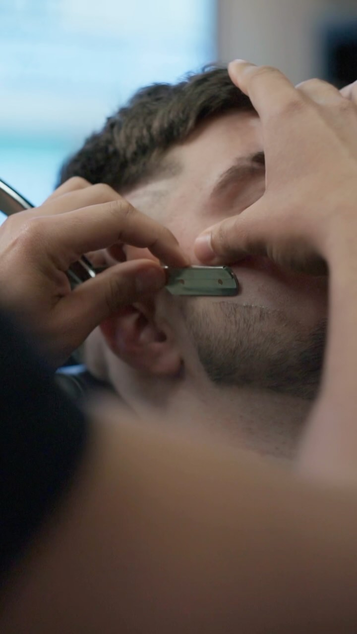 Hair tattoo on point ✂️
#barber#barbershop#barberbrno#barbershopbrno#menstyle