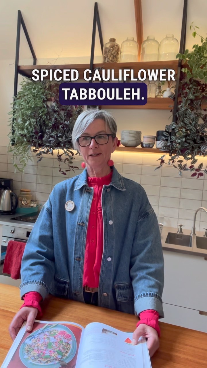 So many tasty treats hidden inside!
*
Grab one today and have it shipped in time for Christmas at the link in our bio ❤️
*
#ōhinehou #bankspeninsula #whakaraupō #lyttelton #newzealand #art #artist #artauction #community #fundraiser #nzartists #nzart #nzartistsoninstagram #billhammond #christmas #christmasshopping #cookbook #chef