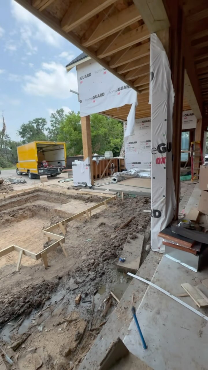 Updates updates updates!! 🎉 our Houston Heights project is well on its way. Electrical, plumbing and getting the pool ready!