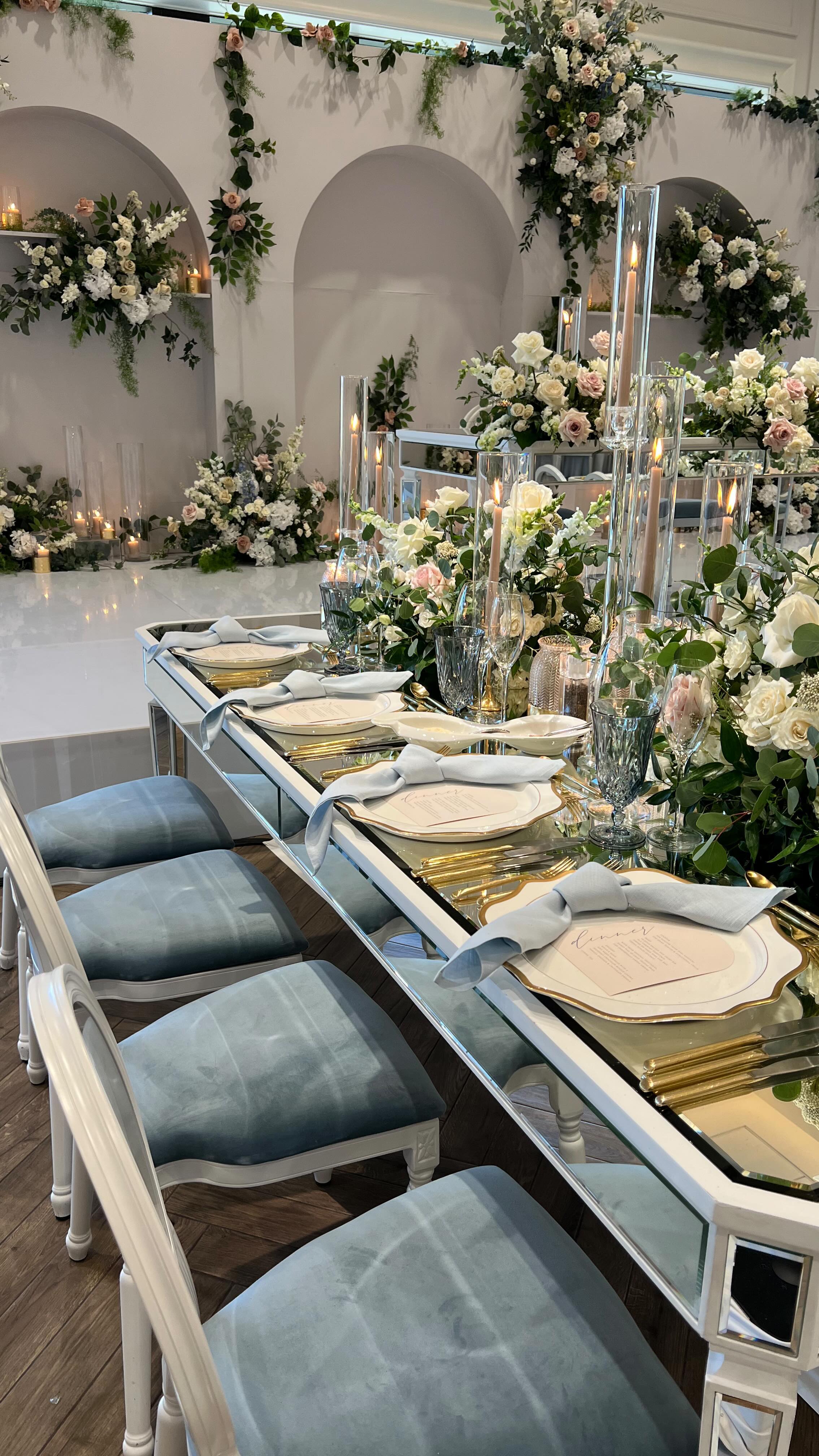 Don’t you just love watching designs come together? I’ve been working on this French Chateau inspired wedding since 2021 and so in love with the look! Now I just need to book a ticket to France 🇫🇷 ✈️
Vendors
@preciousflowers_ @detailzfurniturerentals @polkadotpapershop @simplybeautifuldecor @peachwoodevents @eventgraffiti @thearlingtonestate @bbblancevents
#lachicsoiree #toronto #eventplanner #weddingplanner #wedding #weddingdesign #designinspo #weddinginspo #parisianstyle #frenchchateau #frenchvibes #parisianvibes #paris #torontowedding