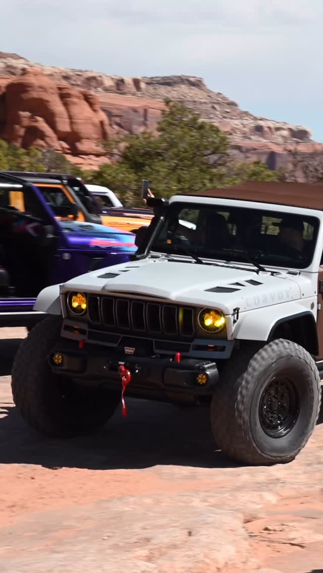 Behind the scenes action.. we hosted an epic Basecamp with @jeep for the Easter Jeep Safari!
So many cool concepts hittin’ the dirt!!
Loved seeing everyone out there, can’t wait for our next event!
Special thanks to @stellantisna and @barlow_adventures for bringing us out!
#jeep #overlanding #camp