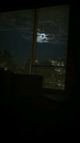 In this fast paced world overstimulation can creep up on you, especially with this rising heat! As I unwind I intentionally listen to the wind breathe wistful thoughts. I am attentive to the moon changing scenes and my mood has transitioned from drama queen to IG meme #ampmwellness #mindfulness