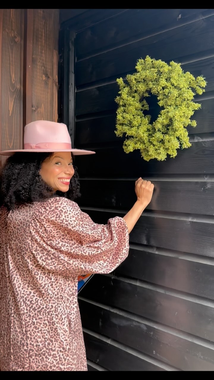 I want to come to your house!
Some times all you need is someone to give you a little nudge, that releases permission and encouraging confidence along the way! I’m not a fan of fads or trends especially if they don’t suit you! I’m into you being 100% you. To elevate and modernise your pov is quite simple and easy to do, DM me today and let’s get you scheduled for a wardrobe assessment!
.
.
.
.
#imageconsultant #fashion #style #personalshopper #stylist #personalstylist #imageconsulting #ootd #fashionstylist #imagecoach #fashionblogger #image #wardrobestylist #stylecoach #styletips #beauty #styleconsultant #etiquette #fashionstyle #fashionista #moda #confidence #imagemanagement #personalstyle #armocromia #asesoriadeimagen #coloranalysis #motivation #styling #personaldevelopment