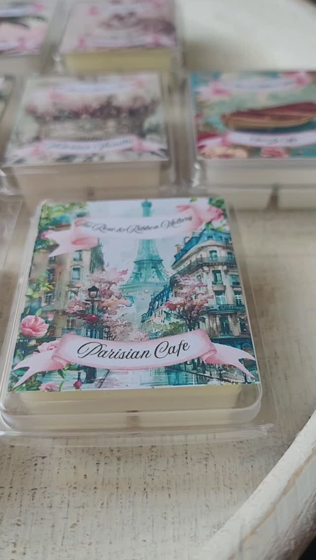 Just a small glimpse of my scents, working with close to 100 different scents atm! Building my scent list every week and working on custom blends! #waxmelts #waxmeltsofinstagram