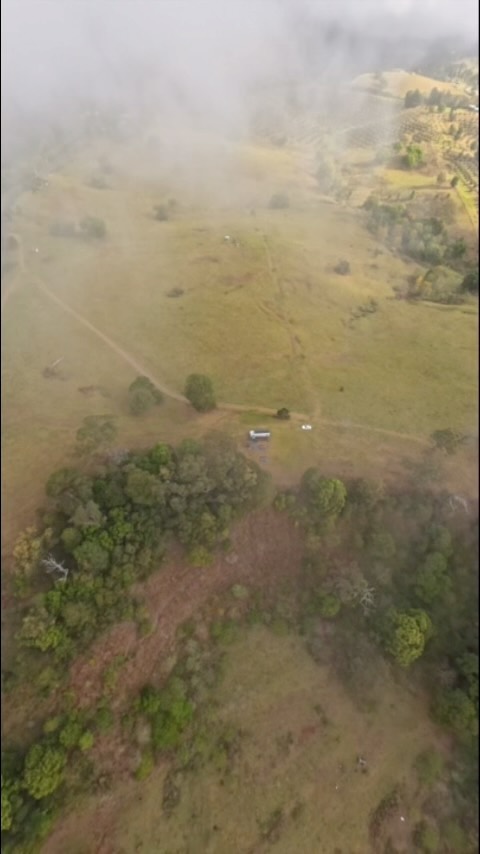 Discover the indulgence of Fyrefly Retreat, a luxurious off-grid tiny house situated on a dairy farm in Beechmont, on the Scenic Rim. Unwind in seclusion with breathtaking mountain views stretching from Canungra to Brisbane.
#weekendgetaway #scenicrim #offgrid #luxuryescape #beechmont #secludedcabins #mountainview #fyreflyretreat #tinyhouse #visitscenicrim #thisisqueensland #goldcoasthinterland
@visitscenicrim @destinationscenicrim