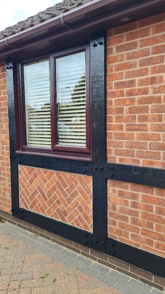 From brown to black, giving the outside of the property a different look, ready for the winter months.
.
.
.
.
#pritchardpropertyservices
#painteranddecorator #painter #decorator #paintinganddecorating #decorating #painting #paintersofinstagram #interiordesign #painteranddecorators #paint #painters #paintlife #dulux #decorators #exteriorpainting #housepainting #professionalpainter #decor #homedecor #paintinganddecoratingservices #interiorpainting #interior #interiordecorating #decoratorsofinstagram #outsidepainter #home #wallpaper #painterdecorator #homeimprovement