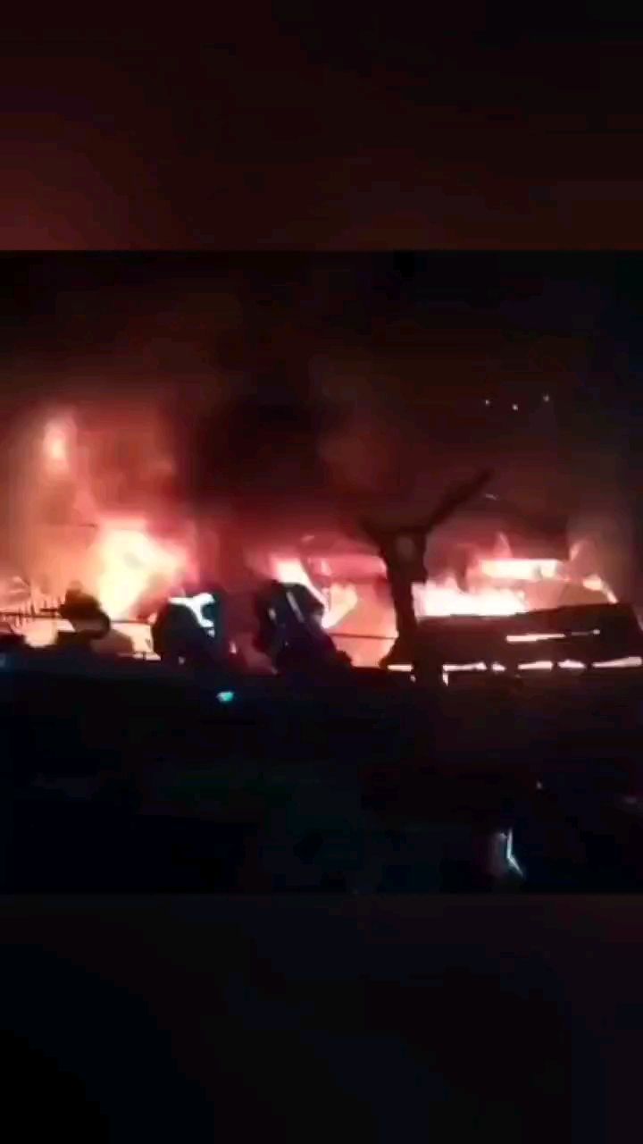 Parts of Mizoram are under forest fires.
Source: @indianexpress @hindustantimes
Image and video source: @arunachal_updates
#mizoramfire #exploremizoram #forestfire #fire #indiafire #disaster #disastermanagement #india #indianfire