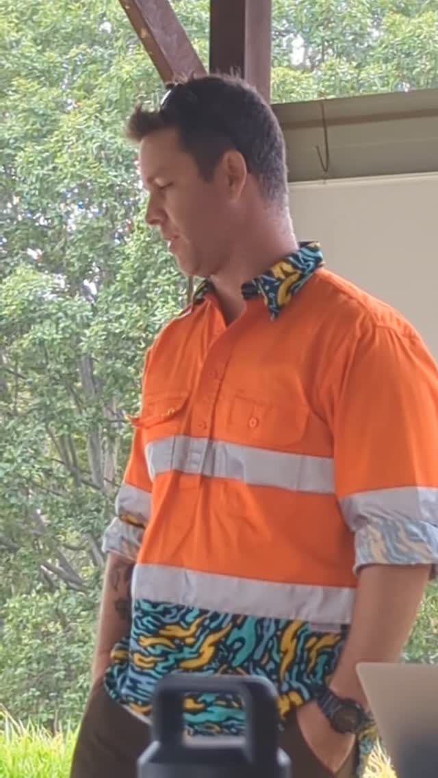 Will Gold and the Paddock to Plate workshop in full swing this weekend! 🌱👌
#veteranshelpingveterans #dietitian #diginhealthco #veteranownedbusiness #paddocktoplate #permaculturedesign #pernacultureworkshops #growyourown #willgold #rslqueensland #DiggersRest