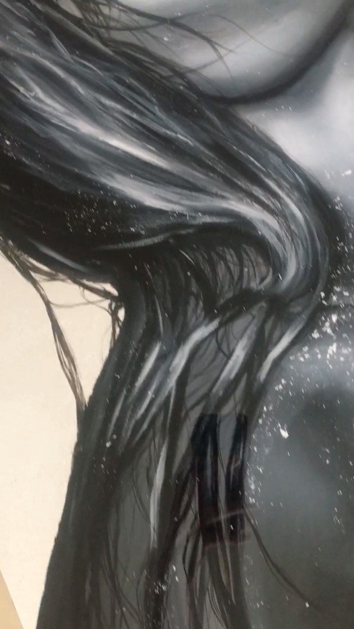 Luna Shower I created back in 2020 finally got her resin coating. Good things come to those who wait 🤪
.
.
.
.
.
.
#artistofinstagram #instaart #blackandwhiteart #resinart #artresin #blacksndwhiteportrait #portraitartist #modernportrait #mordernpainting #acrylicpainting #acrylicart #faces #artistatwork