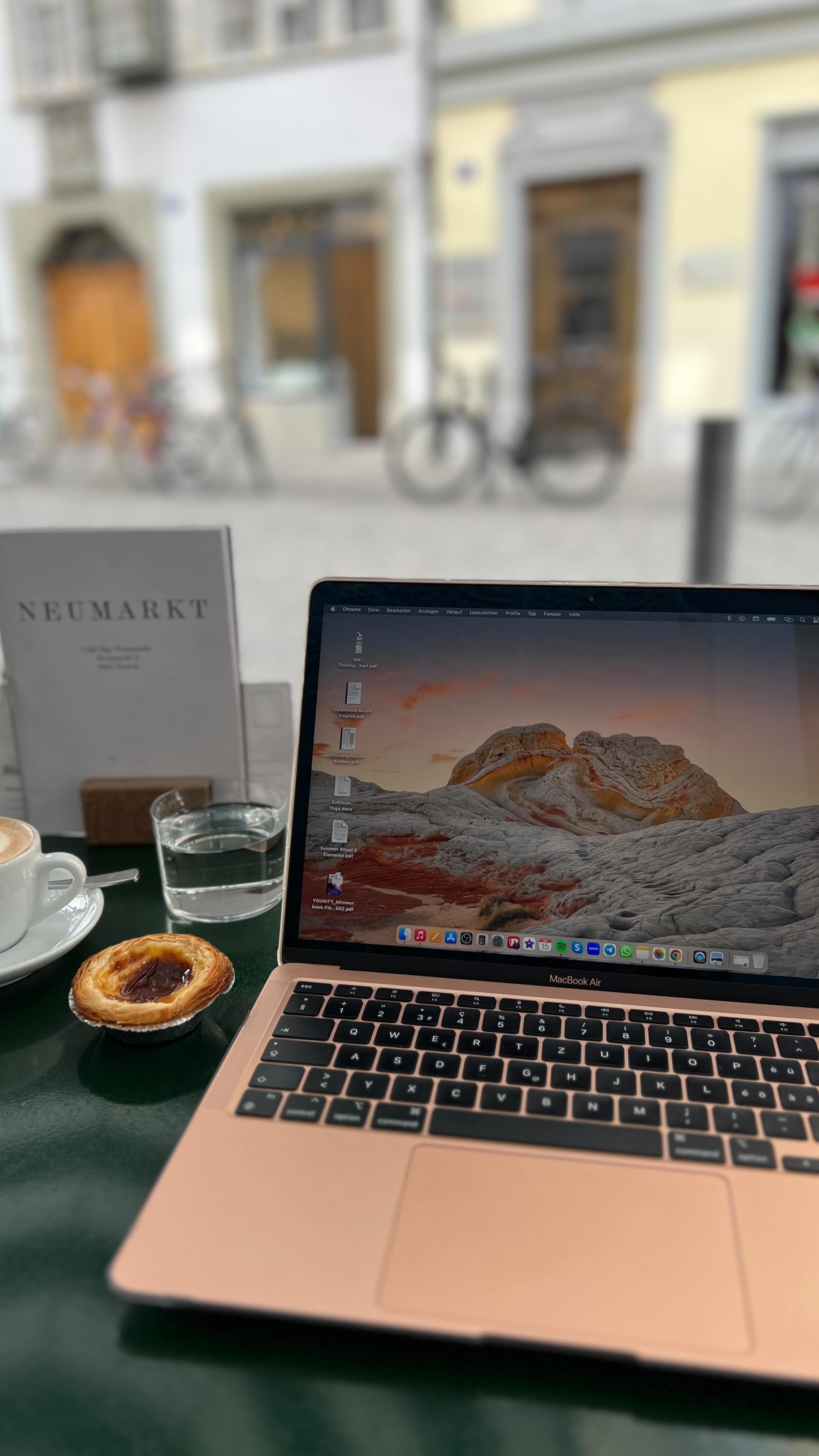 TAILOR MADE ONLINE
1:1 INDIVIDUAL LEARNING
Individually adapted to your needs and knowledge, you will learn Swiss German flexibly and efficiently in private lessons. In the course, which requires no prior knowledge, we talk spontaneously with each other “about God and the world”, i.e. about all topics that interest you in your private and business life. You will receive valuable feedback on vocabulary, grammar and pronunciation. You learn Swiss German dynamically and at your own pace without time pressure. Everyday topics will help you to deal confidently and skillfully with important situations in everyday life. As a basis for the course, personal course materials are selected based on your previous knowledge and wishes and include the following topics, from which individual emphases can be set, according to your wishes.
https://www.swissgermanacademy.com/privatelessons/