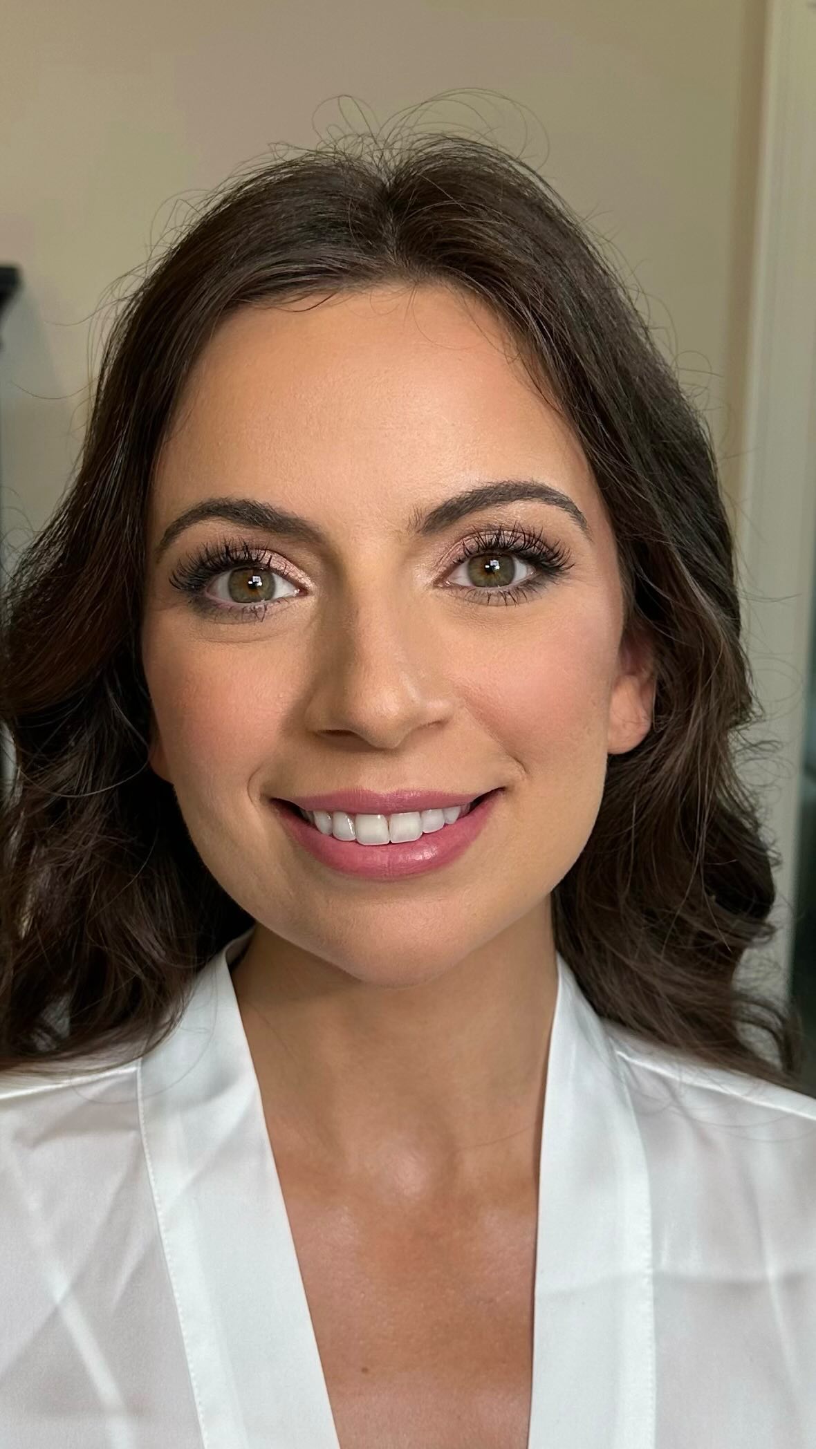 When my bride reacts like this during her makeup reveal, I know I created exactly what she wanted! 😍 With good communication and lots of makeup inspiration visuals, a makeup trial preview won’t be necessary! ☺️
——————————————————-
Pro photos by @arm.weddingphoto
Venue @frontenacclub
——————————————————-
Looking for a natural, modern, timeless makeup look?
Click on the link in my BIO to book! 📩
——————————————————-
KINGSTON, Prince Edward County, 1000 islands + Surrounding area✨
➡️ BOOKING FOR 2025! ⬅️
Limited 2024 dates left! And currently booking 2025. To avoid disappointment, book your wedding/special event makeup now! 💖
#colourationsmakeup
www.colourations.ca
Fb: www.facebook.com/colourationsmakeup
.
.
Kingston Ontario makeup artist
Kingston Ontario hairstylist
Prince Edward County makeup artist
Prince Edward County hairstylist
1000 islands makeup artist
Quinte West Ontario makeup artist
Eastern Ontario makeup artist
Ottawa makeup artist
.
.
.
.
.
.
#kingstonontario #pecbride #ottawamakeupartist #1000islandsmakeupartist #visitthecounty #pecweddings #quinteweddings#princeedwardcountymakeupartist #ygkmakeup #ygkmakeupartist #ygkbride #pictonwedding #613bride #613weddings #ygkweddings #ygkwedding #pecmua #pecmakeupartist #pecwedding #bayofquinte #bridalmakeup #1000islandsweddings #613hairstylist #1000islandswedding #ygkhairstylist #princeedwardcounty
#princeedwardcountywedding #easternontarioweddings