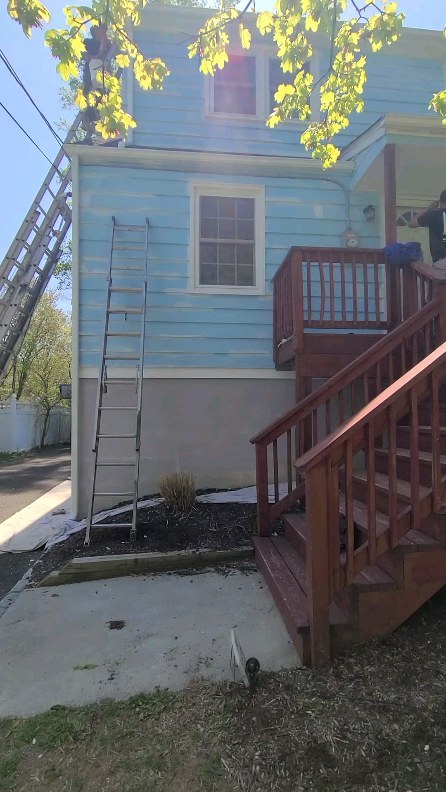 Exterior- Pequannock, NJ
Scraped all loose paint, sanded exposed wood (no feathering edges), primed with Peel Bond Rx from sherwin williams, caulked all separated seams, filled holes and patched some damages
#theinfamouspainter #paintingcontractor #paintingbusiness #paintingcompany #housepainting #housepainter #painter #painting #exteriorpainting #exterior #exteriors #homeimprovent #sherwinwilliams #gracosprayer #gracopaintsprayers