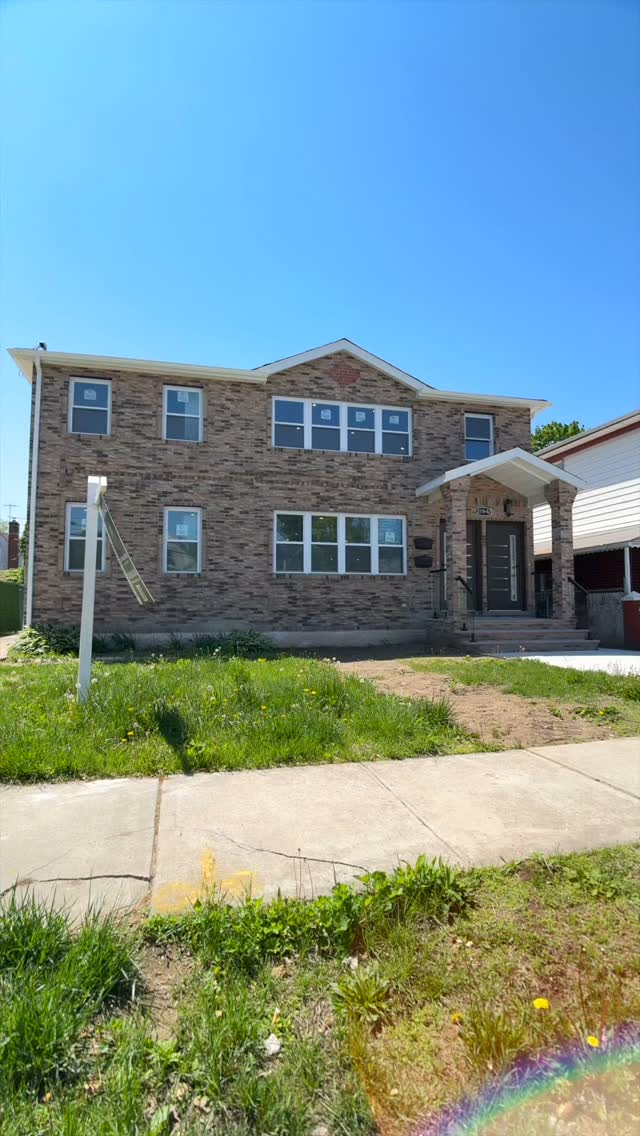 Quick walkthrough, but the vibe’s all heat. 🔥
.
.
.
#realestate #njrealestate #southjerseyrealtor #southjerseyrealestate #realestatephotography #njluxurylistings #realestatephoto #queensny #njrealtor