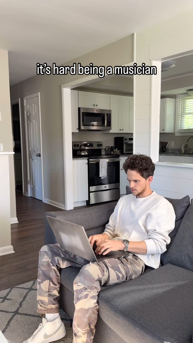 ✌🏼 april shows 👉🏼 JudeSmithMusic.com/tour