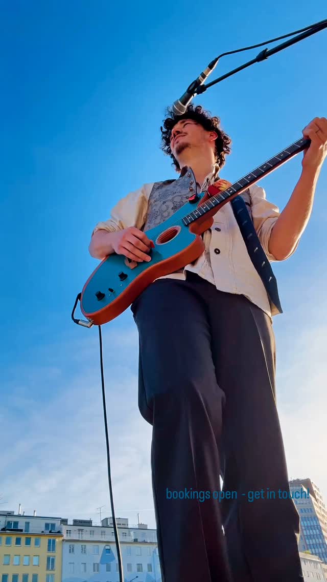 Bookings open now! 🎶 - DM me or send your email to: picaros@picarosmusic.com 🤍
See you tonight at the @hafenkneipe__wien 🤍
#music #newmusic #covermusic #buffalospringfield #summervibe #springtime #wien #vienna #donaukanal