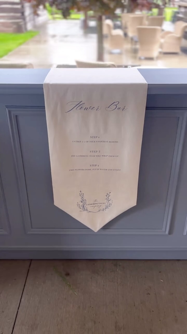 We were thrilled to be a part of the Stonefield’s Vendor Soirée: Blush, Blooms and Ballads. What an incredible night!!
We are proud to say that our pretty Flower Bar was a big success! Every single bloom found a home! We were blown away by everyone’s excitement and messages!
Our amazing Team had so much fun and we would LOVE to host more flower bars in the future!
The Concept:
1) Our Team will help your Guests select a perfect collection of blooms
2) We personalize each bouquet with the Guest’s name, beautiful wrappings and ribbons.
3)We keep each bouquet in water until your guests are ready to collect them at the end of the evening.
4) Guests take their flowers home, place them in water and enjoy!
The perfect take away!
#flowerbar #flowerstand #ottawaflorist #ottawaweddingflorist #ottawaweddingdecorator #weddingexperiences #flowerarrangement #diyflowerbar