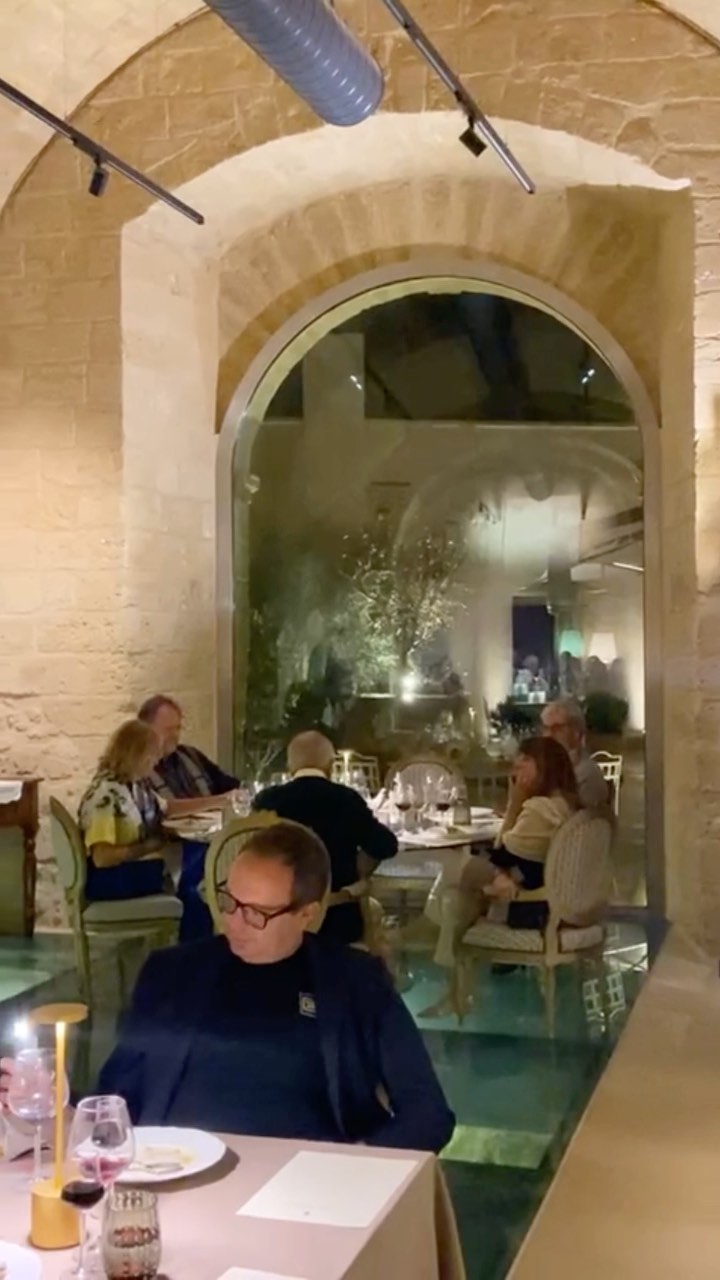 Musica tartufi e vini eroici…
🎶 🍷 Una bellissima serata per salutare gli amici de IL TEMPO NUOVO! ma ci rivediamo presto!
#staytuned #livemusic #finedining #igersfood #igerswine #igerslecce #chef #chefslife