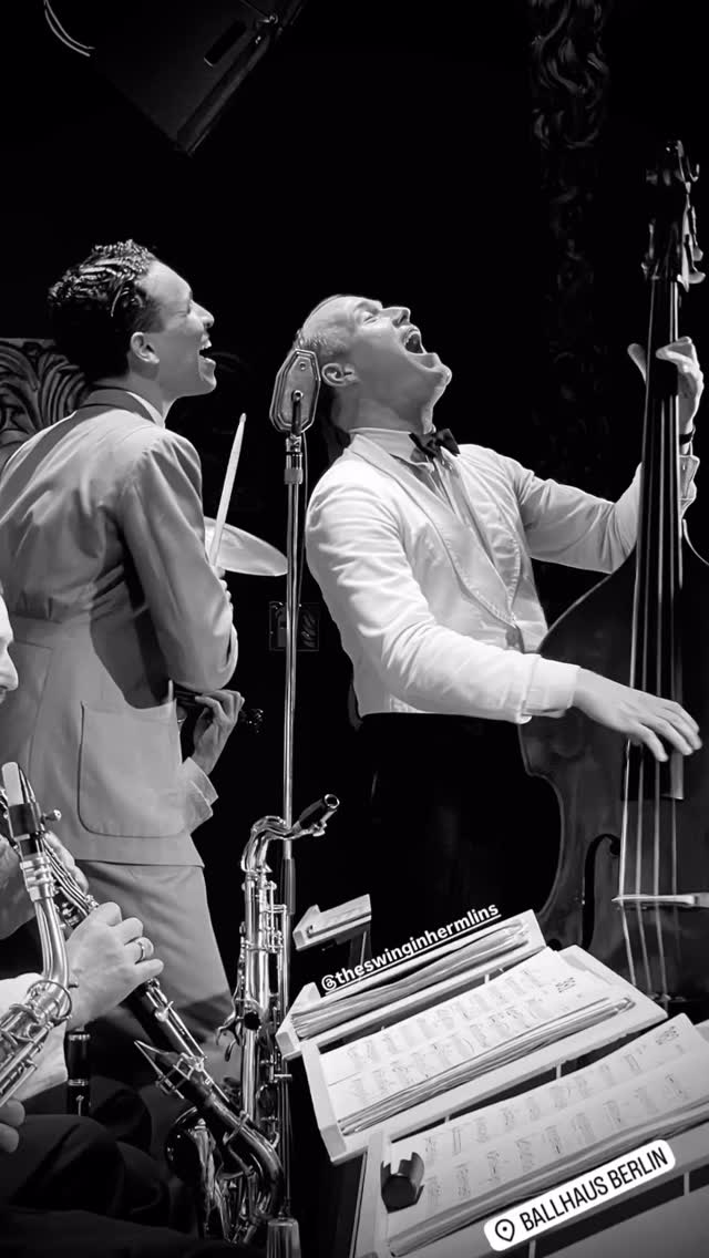 A great shot that captures the energy required in every performance of “Reefer Man.”
Recently with David Hermlin and The Swing Dance Orchestra at Monday Swing/ Ballhaus Berlin.
@daveetheewave
@theswinginhermlins
#1930s #1940s #bass #slapbass #retro #vintage #swing #dance #swingdance #bigband #swingdanceorchestra #doublebass #gutstrings #oldtimes #vintageberlin #ballhausberlin #davidhermlin #music #joy #tradjazz #olddays #maltetoenissen