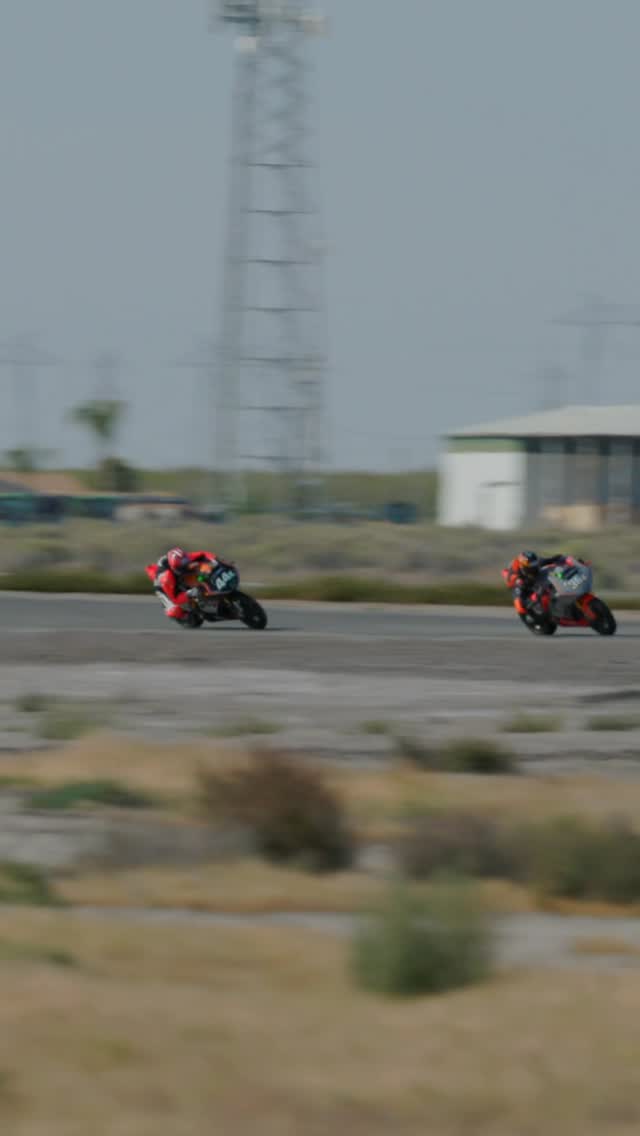Brenden had a great weekend acclimating to racing with electric power on the Orange Cat Racing sponsored Lightfighter v2. We kept Brenden in a conservative power map all weekend, but he still managed to impress us with a lap record in Qualifying and insanely consistent pace on his way to the race win in Formula 2. This cat can flat out ride! 🙏💪⚡️⚡️⚡️