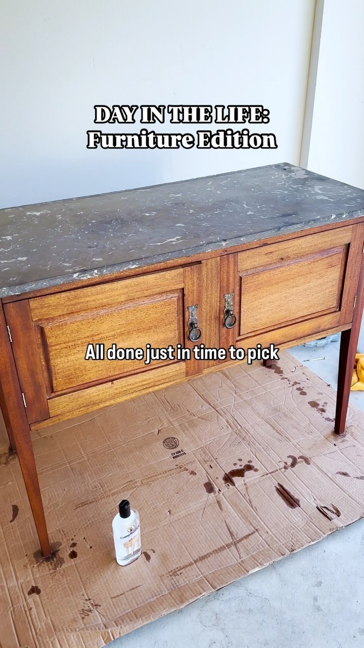 #AntiqueFurniture makeover for me today with a quick #Workout squeezed in. #DadLife #GirlDad #PersonalTrainer