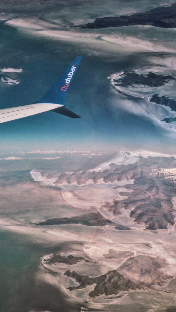Hello from Instanbul via the amazing aerial landscapes of Lake Urmia in Iran 😍
Managed to persuade my family to give me the window seat 🙌🏻 where I spent 4.5 hours landscape and cloud gazing and taking photos 😆
@flydubai are you hiring content creators anytime soon 🤣
