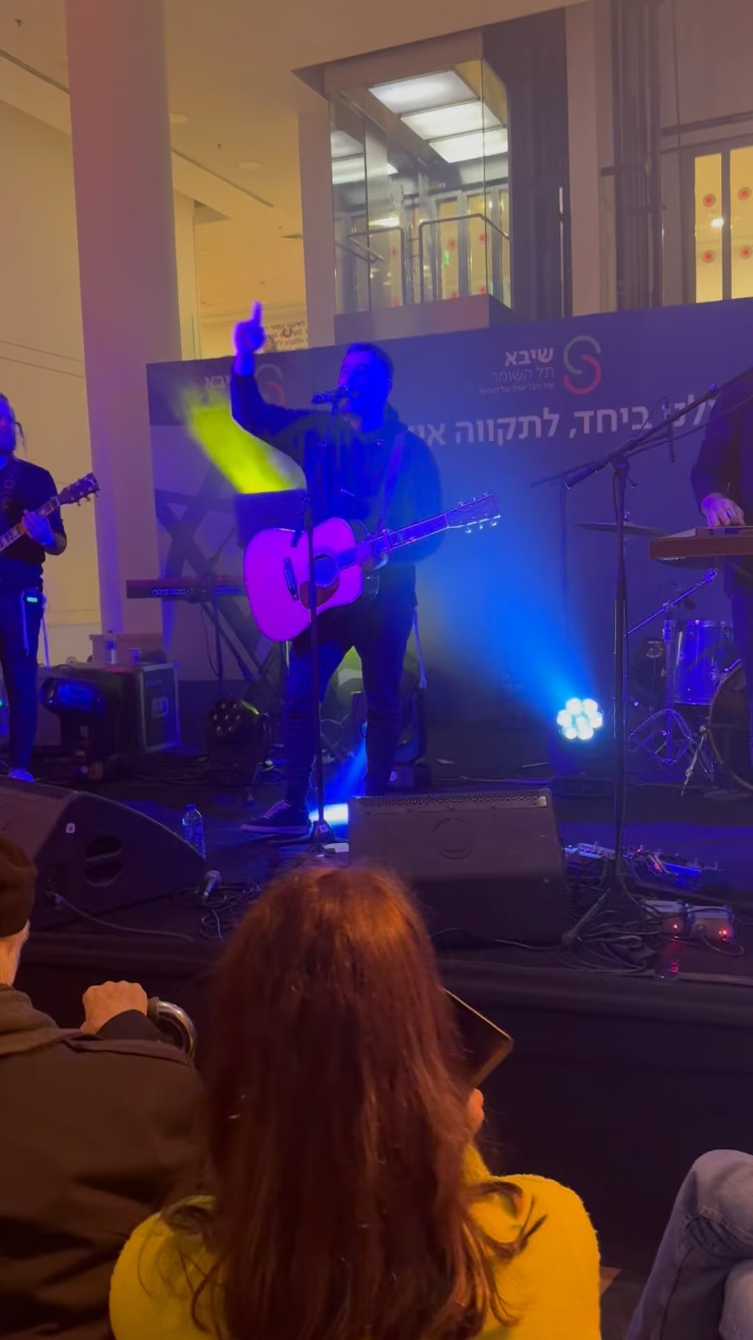 Amazing mission of Bat Mitzvah girls, lead by our Chesed Queen, Susan Franco.
Visiting wounded soldiers, sharing a TIKVOT activity with Bat Mitzvah girls from Alumim at our Barry & Libbie Elbaum horse arena and ending the evening with a party at Beit Elazraki❤️