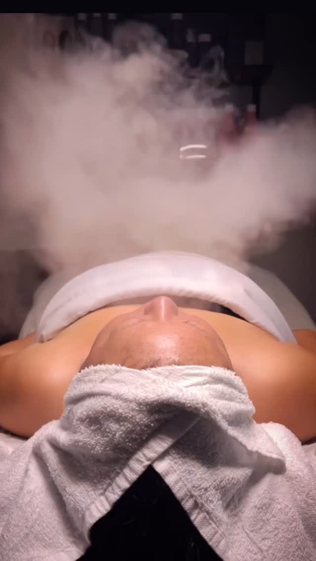 Mother’s Day is on May 11th, show mom some love with a relaxing facial. Book with me, link is in my profile bio.
.
.
.
#thebeautybffsalon #matthewrobertsalon
#skincare #facials #skincareroutine #glowingskin #glassskin #healthyskin #skingoals #mothersday #smallbusinessowner #womanowned