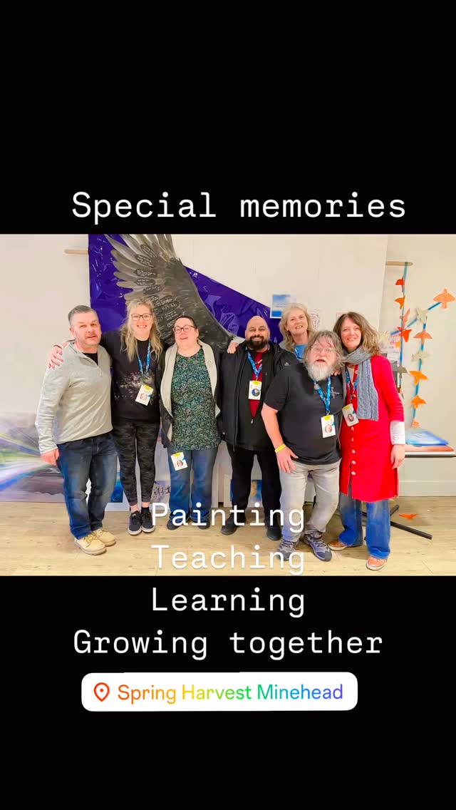 Just last week…
Working with such a gorgeous team of artists, meeting and sharing creativity with so many lovely people. It was simply beautiful . My heart is full ( even if my body is aching!!). Thx for the memories Spring Harvest 2025x
#springharvest2025 #rosmansfieldart #springharvest #artworkshops #paintinglive #georginapetersart #scottmoles1972