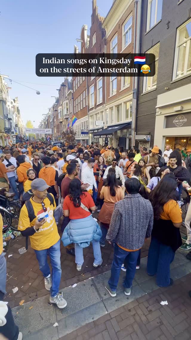 👑Kingsday turned desi in Amsterdam 🤣 #kingsday #koningsdag #bollywooddance #indian #netherlands