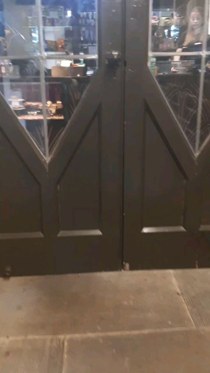 A quick reel off tonight's premiere for Kororā the documentary I shot in association with @bluecradlenz at the end of last year.