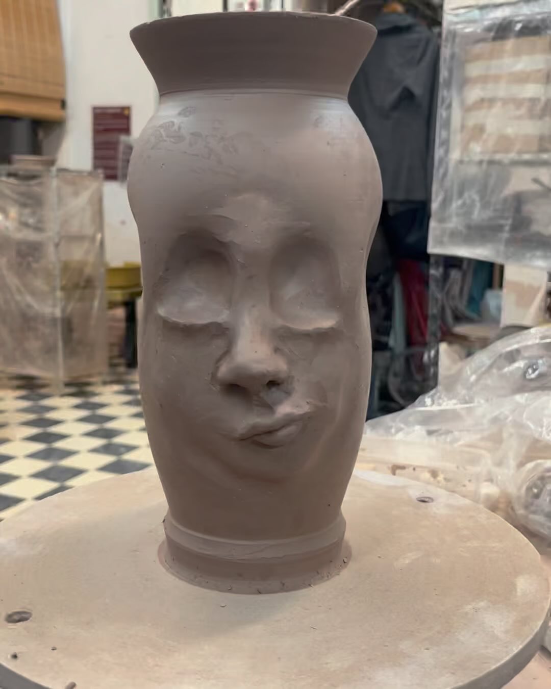 2 down 2 to go
•
•
•
•
•
•
•
•
•
•
•
•
•
•
•
•
#clay #brownspeckledclay #faces #vessel #bigmood #artist #nycart #nycartist #clayart #clayartist #ceramic #ceramicart #ceramicartist