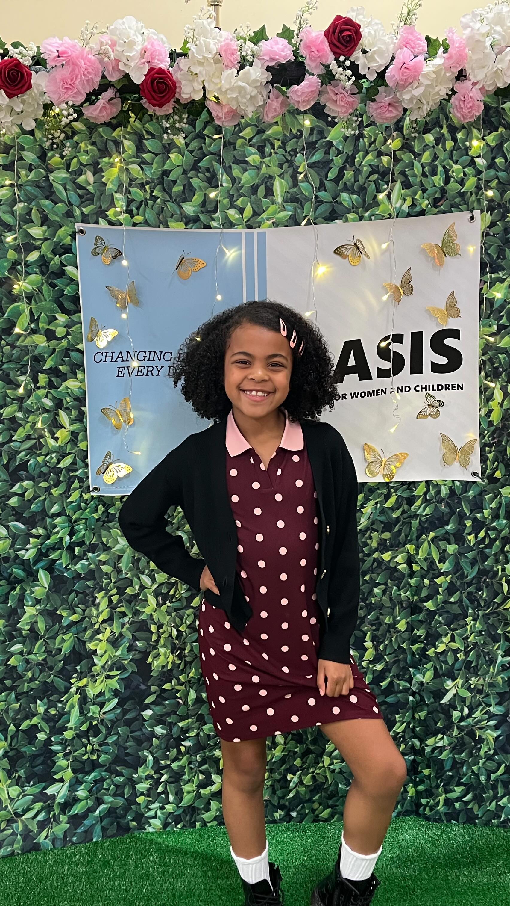 Project Beautiful gifted 100 Beautiful Bags to the teen participants of the annual Leadership and Success Career Summit hosted by @oasispatersonnj on May 6,2023. These were some of my favorite Beautiful Bags to put together, as they had so many fun things like nail stickers, hair products, body shimmer and oils, perfume, lippie sticks, lashes and highlighter! Attendees of the Summit learned about careers in the beauty, health, and medical fields! I was so happy that Project Beautiful was a part of such a special day. A very special THANK YOU you to @unilever @jonesroadbeauty and @montclairkimberleyacademy for all of their generous support of Project Beautiful! The girls were so excited to receive these amazing donations. Kindness and generosity make the world go âround! đ @rainamariepitts