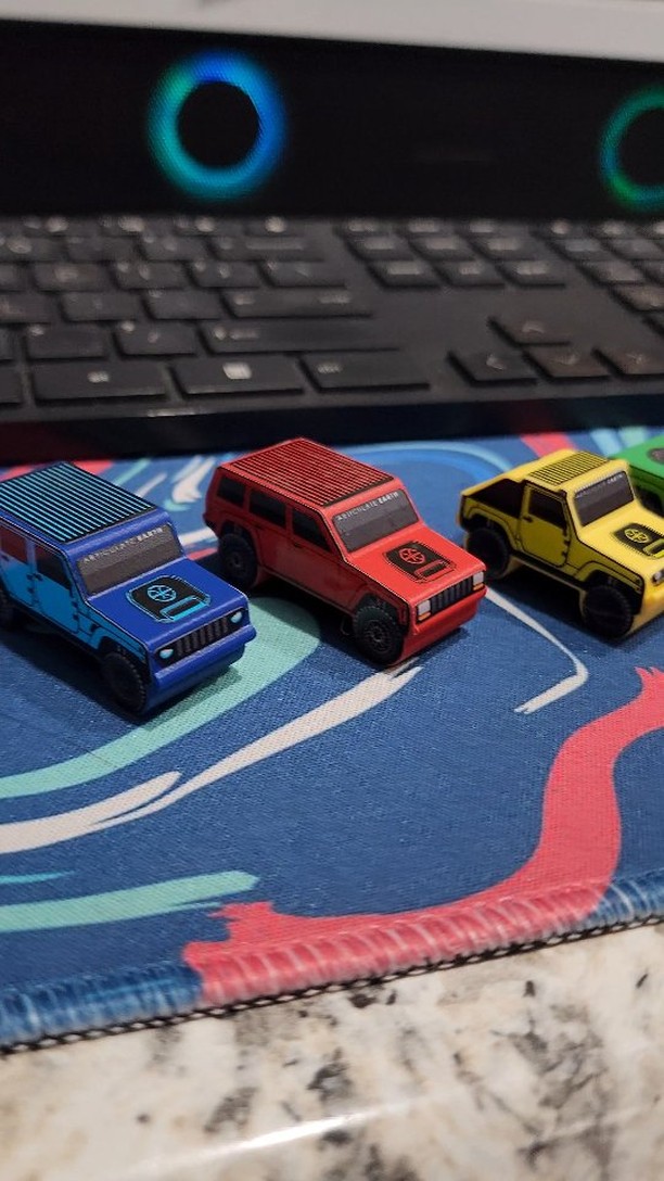 Just finished prototyping some sticker kits for the vehicles in Articulate Earth! Updates will be coming to the campaign on Gamefound soon! 🤗🚗
#articulateearth #articulateearth #boardgames #warblerwarlockgames #jeeples #explore #gamefound