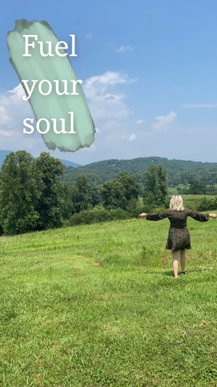 Find what inspires you and fuel your soul 🤍
#mountains #family #georgia #bigcanoe #freshair #outdoors #inspiration #inspired #passion #fuelyoursoul #reinvigorated #workhardplayharder #notreadytosaygoodbye #happyplace #DVLP