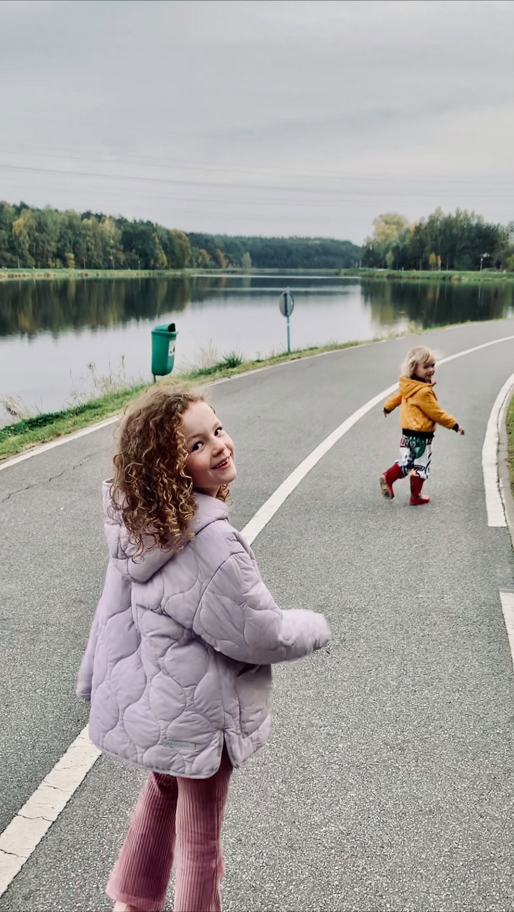 I was scared of having kids cause that would mean losing my independence. I lost it. 100%. And once I accepted it, I finally started seeing how much richer I became with them.
#seventhseries #honestmotherhood
.
.
.
.
.
.
.
.
.
.
#motherhoodjourney #motherhoodunplugged #motherhoodrising #mindfulmotherhood #mindfulmothering #consciousparenting #motherhoodsupport #maternalmentalhealth #matrescence #thisismotherhood #motherhooduncensored #motherhood #motherhoodquotes #momquotes #newmama #mindfulmama #attachmentparenting #gentleparenting #fulltimemom #workingmom #fourthtrimester #slowmotherhood #lifewithkids #momlife