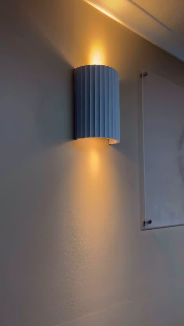 💫 Glowing skin starts within 💫
Watch the full journey of PRP microneedling from blood draw to post-treatment glow. This natural approach harnesses your body’s own plasma to stimulate collagen, smooth texture, and revive tired skin.