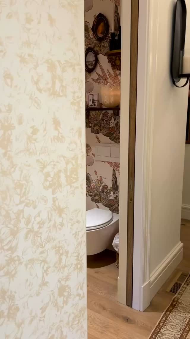 ✨It’s now or never!
📢This is the final week for the 2025 Spring Designer @southeasternshowhouse tours.
Check out a few of my favorite things… and then come see them for yourself 😉.
🎟️Grab your tickets before it’s too late! #seshowhouse25
Thank you to our generous sponsors who helped bring the Back Hallway and Informal Poweder Room to life 💕🥰
@thibaut_1886
@lechateauatl
@curreyco
@parvizrugs
Part 1 Featuring🤩 (in order of appearance)…
@studio____mc
@lizwilliamsinteriors
@sourceatl
@imani_james_
@honeycollinsinteriors
@habachydesigns
@janegroupinc
@indigopruitt
@cvioncompany
#atlantadesigner #interiordesign #designinspo #residentialdesign