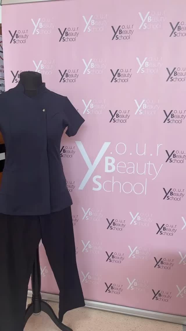 Have you visited our Greenwich site yet?
Pop in and take a look around, we are here to inspire your beauty journey! Whether youโre just starting out or ready to advance your skills, weโre here to help you shine.
Get in touch! Give us a call or drop us an email weโd love to chat about how we can support your goals.
#BeautySchool #GreenwichBeauty #hairandbeautytraining #FutureBeauticians #SalonSuccess #BeautyCareers #LearnBeauty #BeautyEducation #GreenwichStudents #levelupyourskills