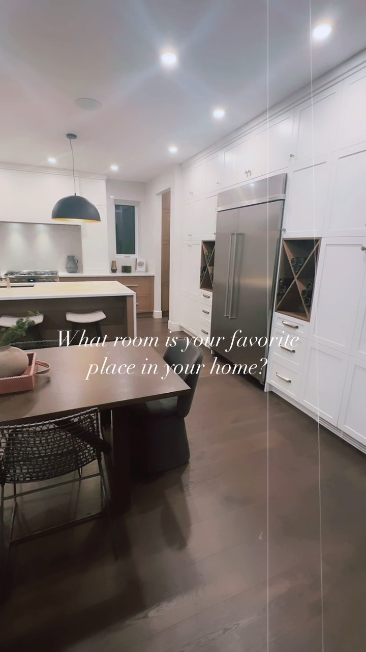 Cozy corners or kitchen creations? 🏡✨
As we gear up for hibernation season, tell us:
What’s your absolute favorite spot in your home?
#HomeSweetHome #hyggehaven
#favoriteroom #homestyle #calgaryhomesforsale #calgaryhomes #yyc #livingincalgary