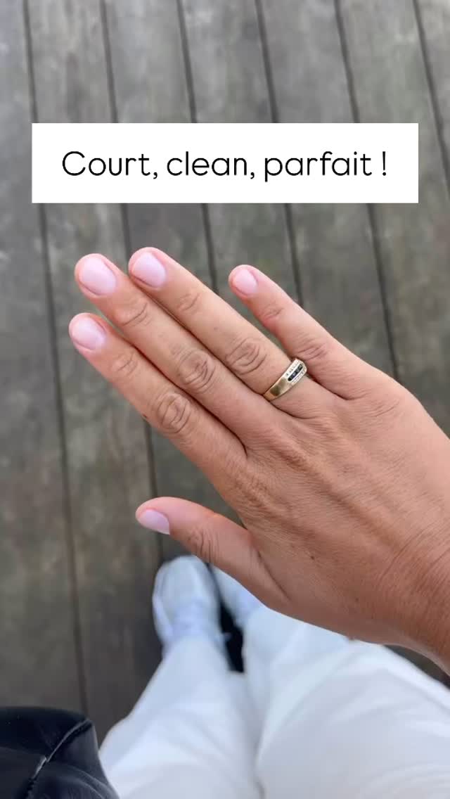 Tu as les ongles courts ? Bonne nouvelle : tu peux avoir une manucure élégante et soignée, toi aussi !
Pas besoin d’attendre que ça repousse pour te faire plaisir. 💅🏻 Les ongles courts aussi méritent leur moment beauté — naturels, nudes, ou avec une petite touche de couleur, tout est possible 🪄
🚨 Réserve ta manucure et sublime tes mains dès aujourd’hui !
Ton style, ta longueur, ton moment 🫶🏼
Dispo en DM ou via le lien en bio 📲
#onglescourts #nailsnudeperfect #beautedesmains #prothesiteongulaire #manucure #nudepolish #villenavedornon #bordeaux #begles #labrede #gradignan #talence