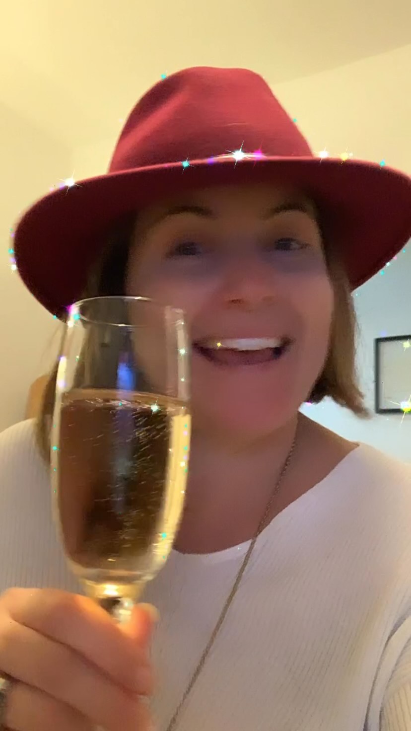 Cos I’m happy! 😄
Celebrating winning my first ever pitch with some champers. Gotta celebrate the good news when it hits...now the hard work starts with delivery!
#freelancelife #communicationsconsultant #eventmanagement #celebrate #happy #feelthefear #pitchsuccess #success #marketing