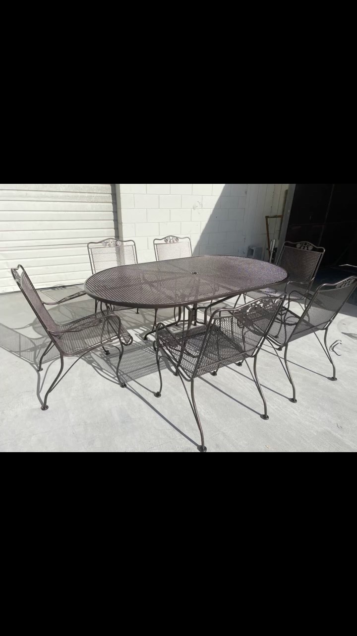 Bringing new life into an old weathered patio set 💪🏼 summer is approaching quickly let us help out your old tired patio set
.
.
.
.
.
#custompowdercoating #powdercoatinglife #powdercoatedyeti #powdercoatservice #powdercoatnation #powdercoatingbusiness #powdercoatedfurniture #powdercoatitperfectly #powdercoatedwheels #powdercoatnation #powdercoatingservices #powdercoatingservice #powdercoated #powdercoating #powdercoatedmetal #powdercoatporn #powdercoatedsteel #powdercoatingporn #powdercoatedrims #powdercoateverything #powdercoatit #powdercoatlife #needpowdercoating