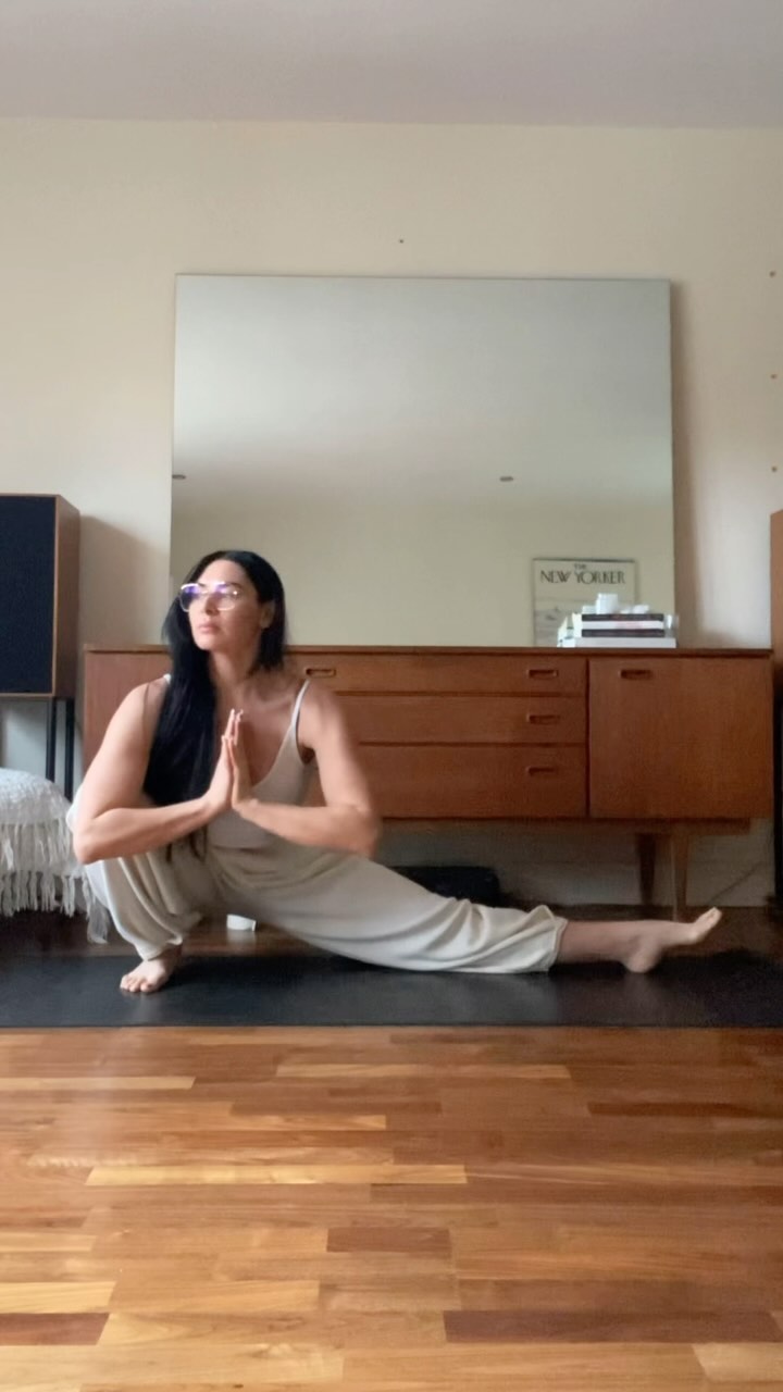 Moon salutations from the new moon in #capricorn last night. Do you practice moon salutations? Most of us are familiar with Sun salutations but I’ve needed a more gentle, soothing option this season and have always liked moon salutations. It’s also no secret the moon and I have a good thing going. 🌕🌖🌗🌘🌑
🌙 Teaching this flow for my subscription babies.
Head over to join us.
There’s so many ways to tap into our power and connectivity - with and in our bodies, with nature, with the sensory body, with the universe.
Here’s a few things about moon salutations:
🌙 Less stimulating than sun salutations
🌙 Said to prepare the body for rest and practiced in the evenings when the moon is out (but can be practiced anytime)
🌙 Practiced facing the side of the map
🌙 Ideally you do 3-7 rounds (which would be left and right side back to back as 1 round)