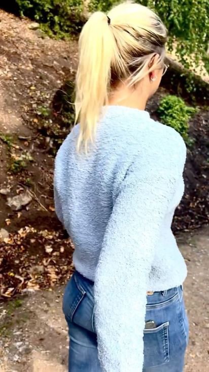 Wo bin ich heute? (Durch diese Sauerei werde ich ganz schnell durch getragen) Kleiner Tipp: die Wilschweine hier sind kein „Spar“Schwein Programm😂 schreib mir deinen Tipp und gewinne einen von uns hübschen Geschenkstoffen
#geschenkstoff #wilschweine #unserenatur #nachhaltigleben #keinmüll