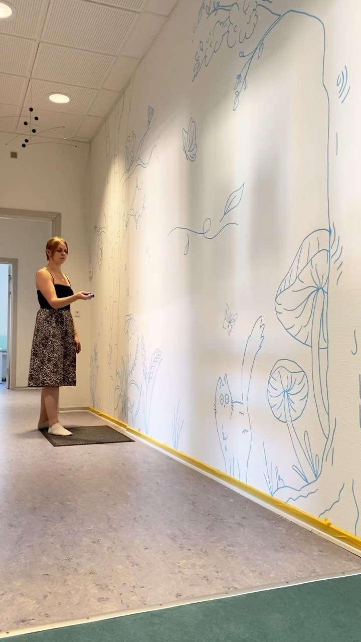First mural illustrations 🤩 // children's clinic entrance 🖌🧸
.
#mural #illustrations #posca #muralart #allergy #children #clinic #animals #magicforest #creation #art #painting #babydonthurtme #designstudio