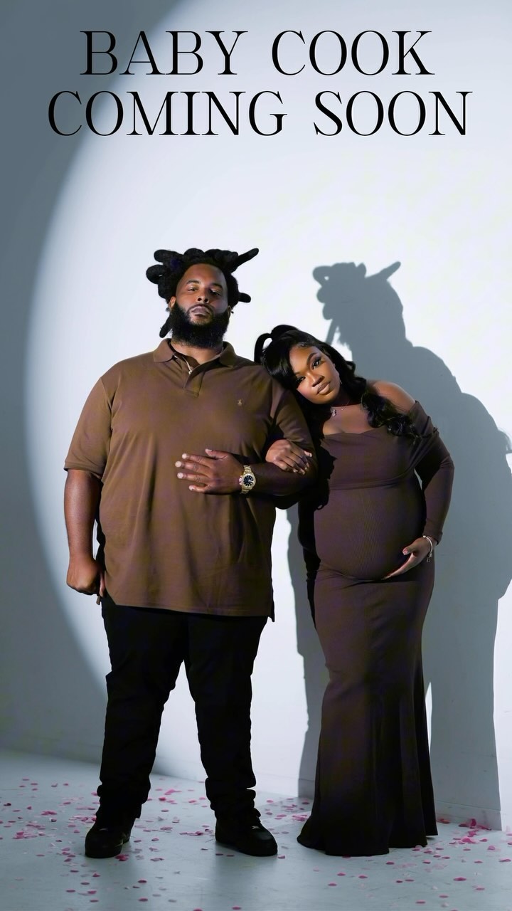 We love a good gender reveal! Congratulations to our parents to be ✨ take a look to see what the gender of their baby will be 🤫✨
#maternityphotography #maternityshoot #maternity #photography #newbornphotography #pregnancy #maternityphotoshoot #newborn #pregnant #maternityphotographer #familyphotography #baby #love #maternityfashion #momtobe #photographer #newbornphotographer #family #motherhood #babyphotography #babybump #portraitphotography #photoshoot #maternitysession #photooftheday #babyboy #babygirl #familyphotographer #pregnancyphotoshoot #portrait