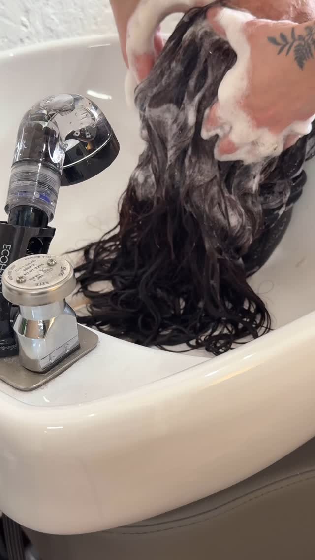 I really love using my EcoHeads faucet during the shampoo it makes the water pressure just right for a relaxing scalp massage, and the water feels so soft and clean thanks to the filtration and negative ions. 💧✨
Plus, it cuts water and energy use by up to 65%!! 🙌 So I can give a luxurious experience that’s also better for the environment. 🌎 Plus removing sediment, rust, and sand means your hair gets a super gentle, nourishing rinse. It’s just one of the things I’m doing to help the salon be carbon neutral and sustainable!
I love to finish off with a hot towel, scalp massage and essential oils. It’s all about making you feel pampered and refreshed, like a little moment of luxury just for you. 🌿🫶🏻
#susanvilleca #salon705susanville #norcalhair #ecofriendly #ecoheads @ecoheadsnorthamerica #greencirclesalons #ecofriendlysalon #cerifiedsustainable
